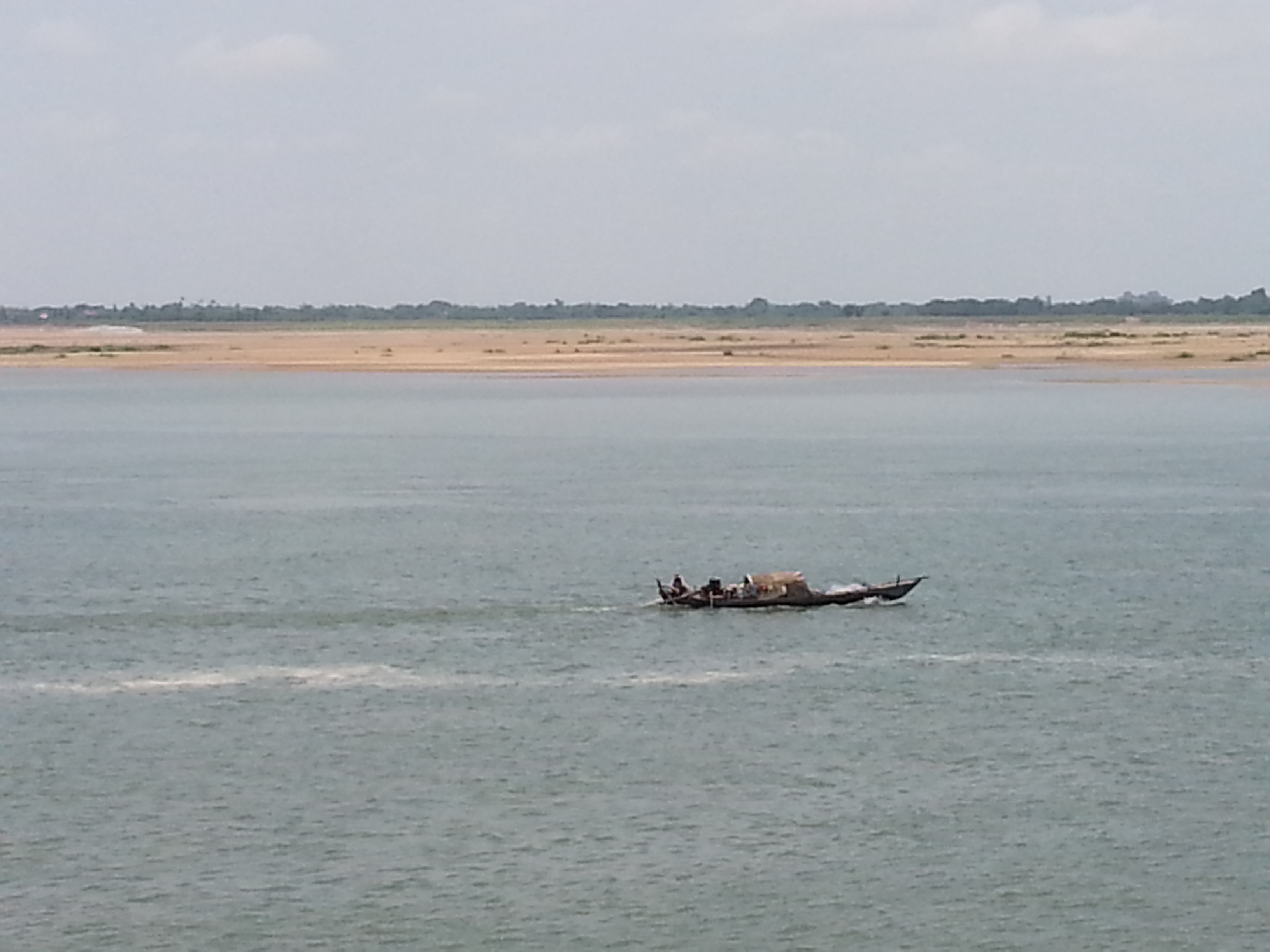 Mekong River in Kandal Province, April 2014